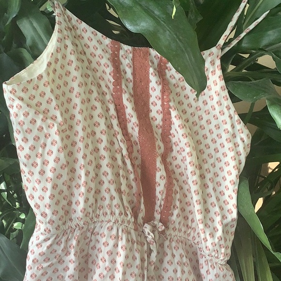 ❤️Jumpsuit with long, dressy sides❤️ - Picture 3 of 5